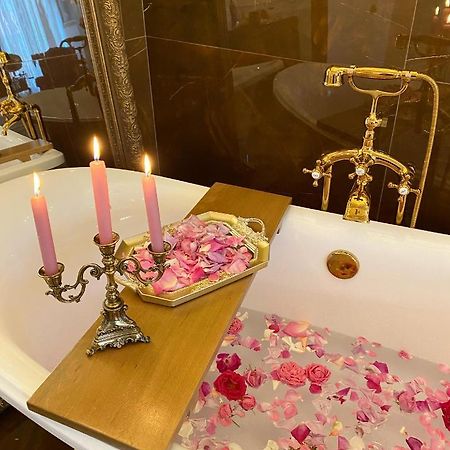 Royal Suite Korca 外观 照片