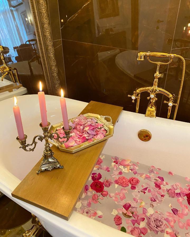 Royal Suite Korca 外观 照片